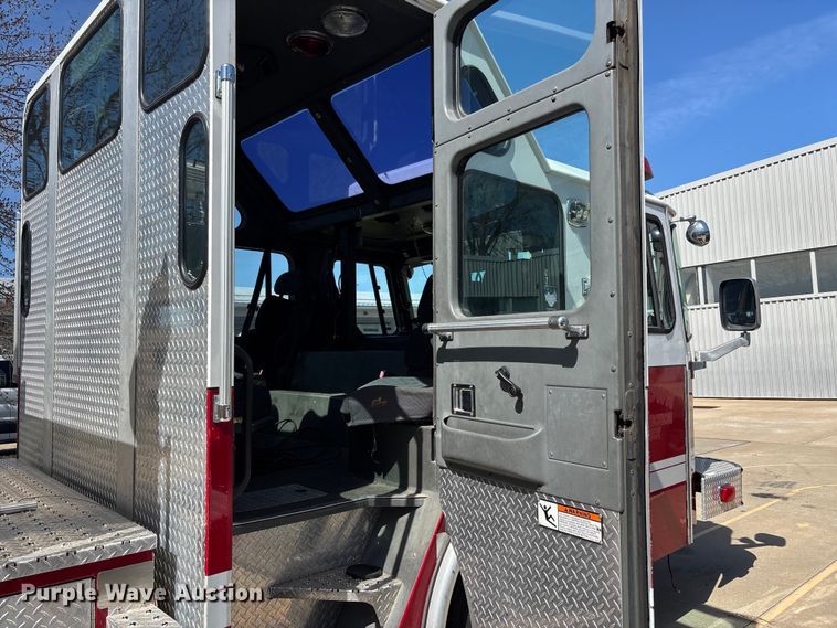image for item FB3637 2000 E-One  pumper fire truck