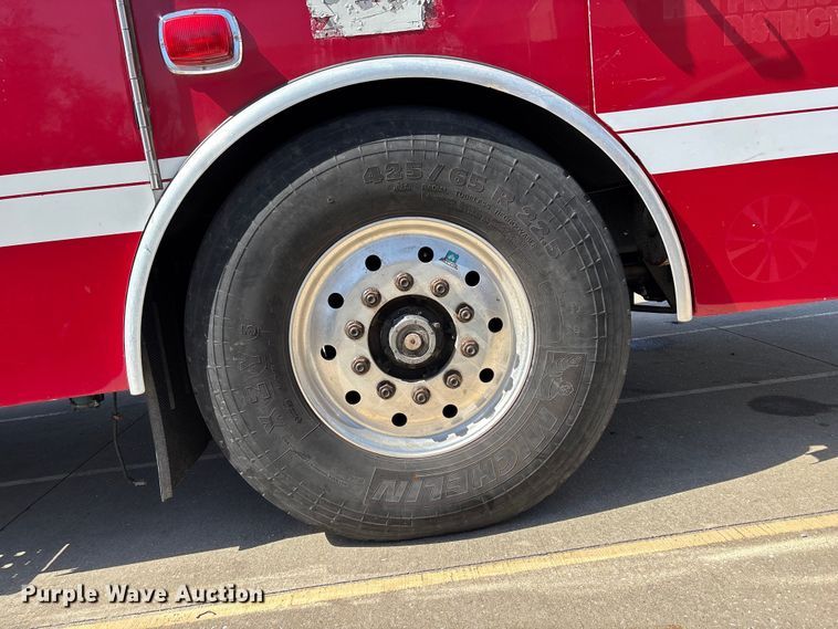 image for item FB3637 2000 E-One  pumper fire truck