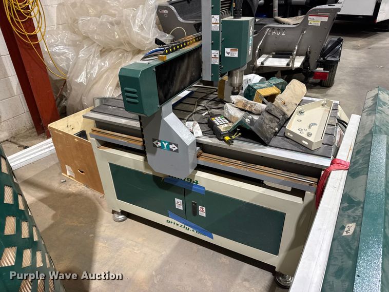 image for item FB7118 Grizzly G0894 CNC router