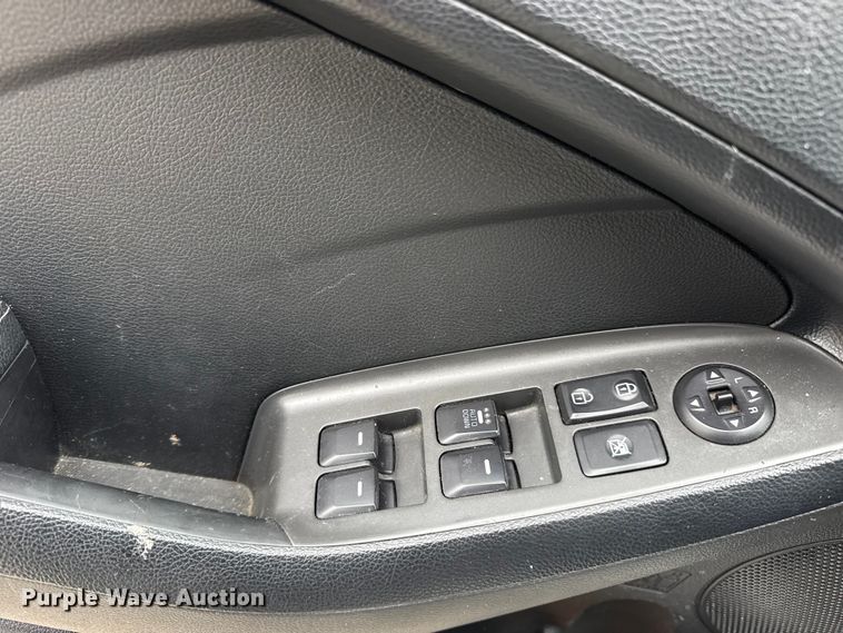 image for item FB8577 2017 Kia Forte 