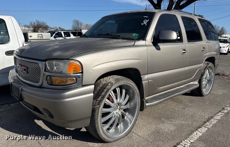 image for item FB8610 2002 GMC Yukon SUV