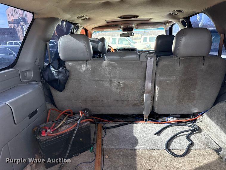 image for item FB8610 2002 GMC Yukon SUV