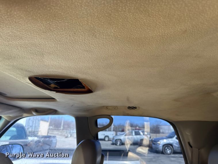 image for item FB8610 2002 GMC Yukon SUV