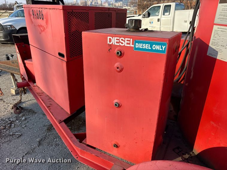 image for item FB8612 1999 Crafco SS250 melter applicator