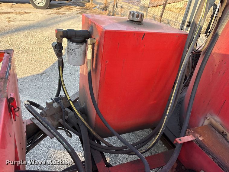 image for item FB8612 1999 Crafco SS250 melter applicator