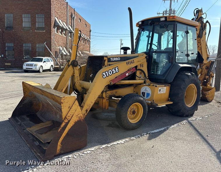 image for item FB8622 1999 John Deere 310SE backhoe