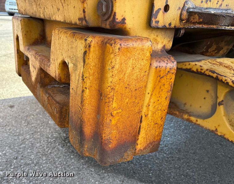 image for item FB8622 1999 John Deere 310SE backhoe