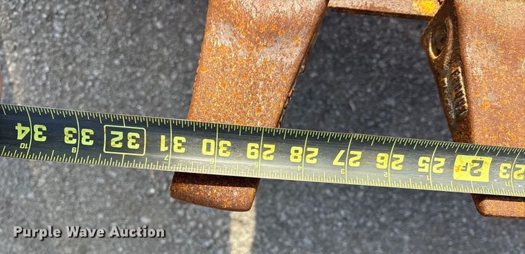 image for item FB8622 1999 John Deere 310SE backhoe