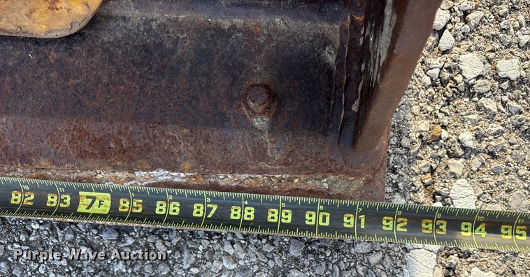 image for item FB8622 1999 John Deere 310SE backhoe