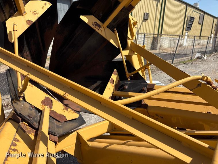 image for item FB8652 2000 Vermeer TS-44A tree spade