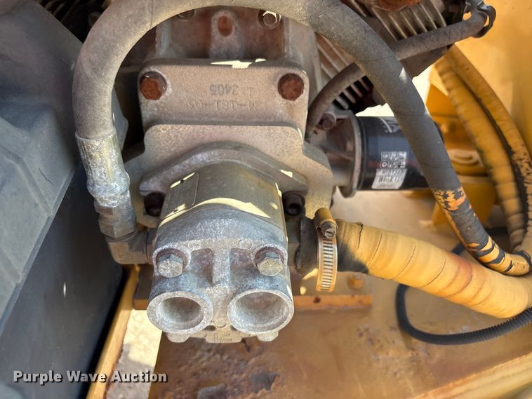 image for item FB8652 2000 Vermeer TS-44A tree spade