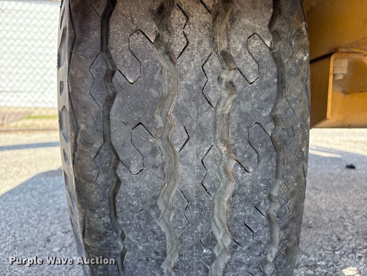 image for item FB8652 2000 Vermeer TS-44A tree spade