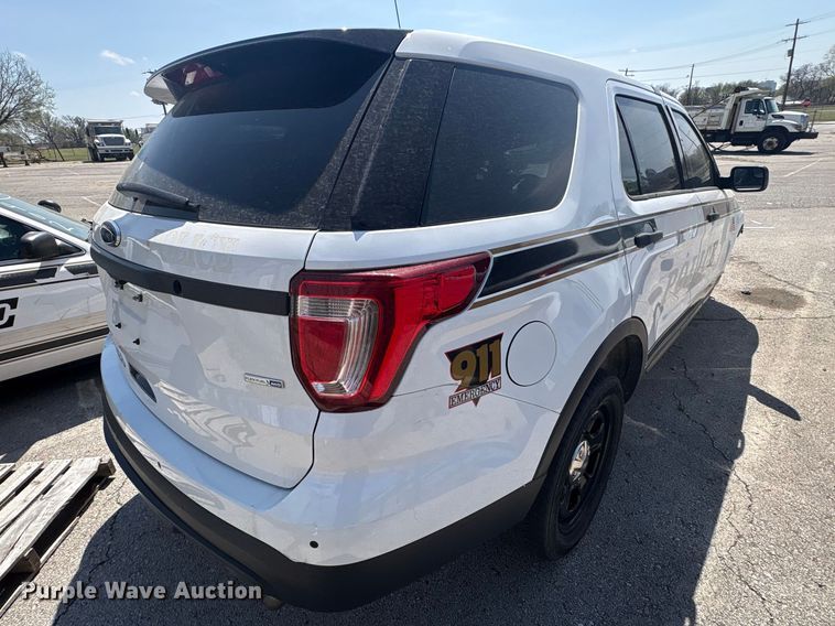 image for item FB8653 2017 Ford Explorer Police Interceptor SUV