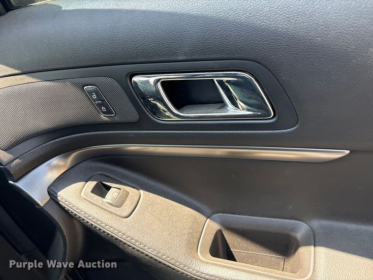 image for item FB8653 2017 Ford Explorer Police Interceptor SUV