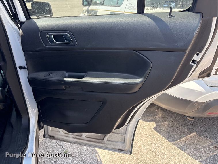 image for item FB8653 2017 Ford Explorer Police Interceptor SUV