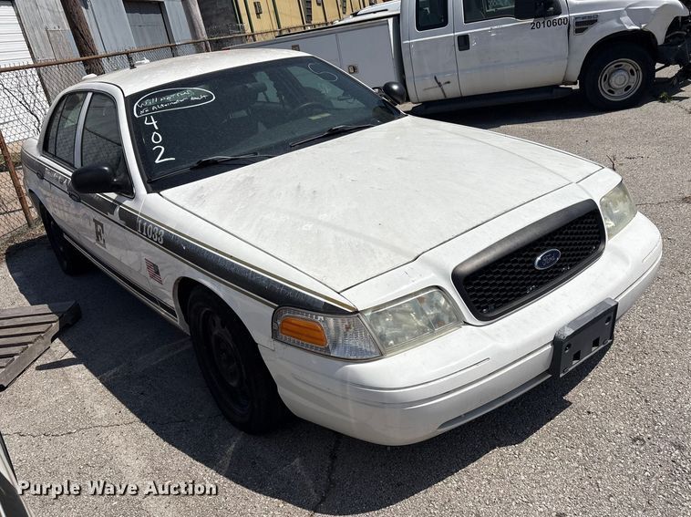 image for item FB8654 2011 Ford Crown Victoria Police Interceptor 