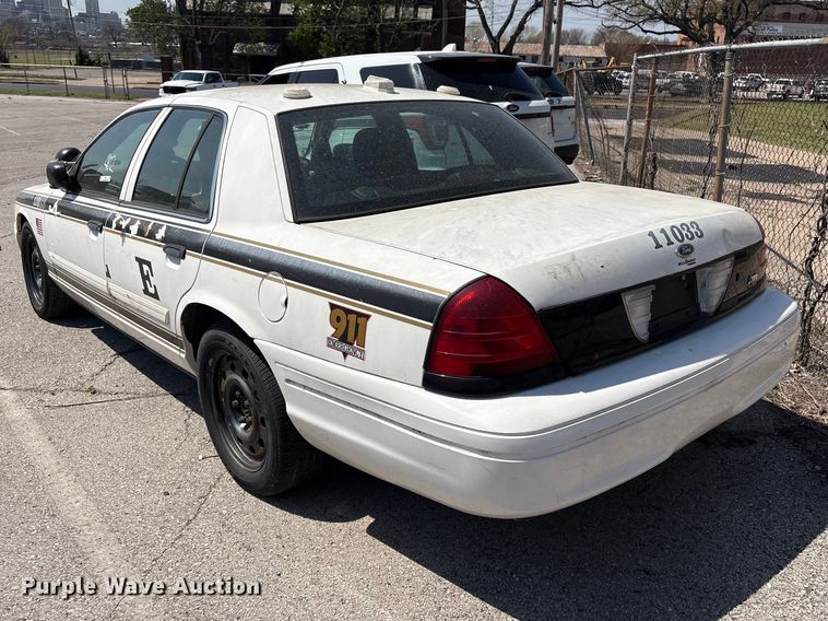 image for item FB8654 2011 Ford Crown Victoria Police Interceptor 