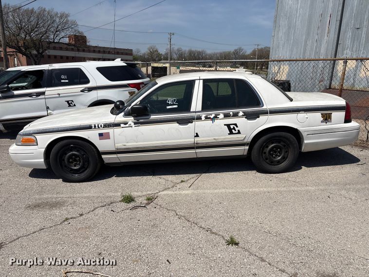 image for item FB8654 2011 Ford Crown Victoria Police Interceptor 