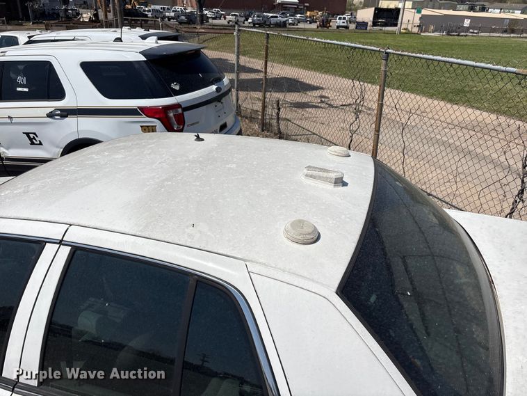 image for item FB8654 2011 Ford Crown Victoria Police Interceptor 