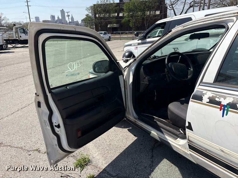 image for item FB8654 2011 Ford Crown Victoria Police Interceptor 