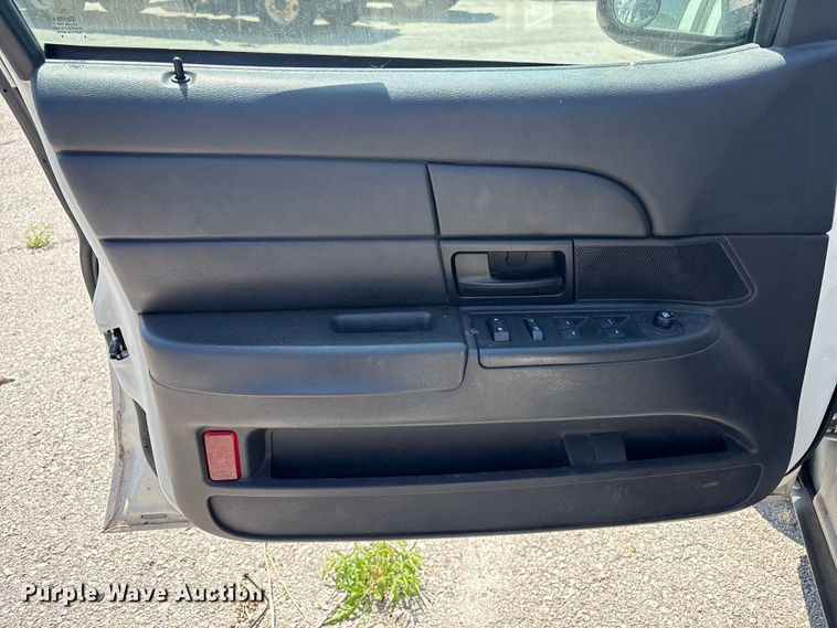 image for item FB8654 2011 Ford Crown Victoria Police Interceptor 