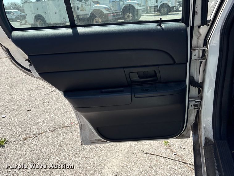 image for item FB8654 2011 Ford Crown Victoria Police Interceptor 