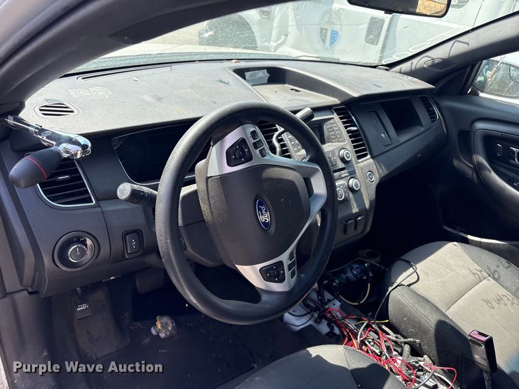 image for item FB8655 2013 Ford Taurus Police Interceptor 