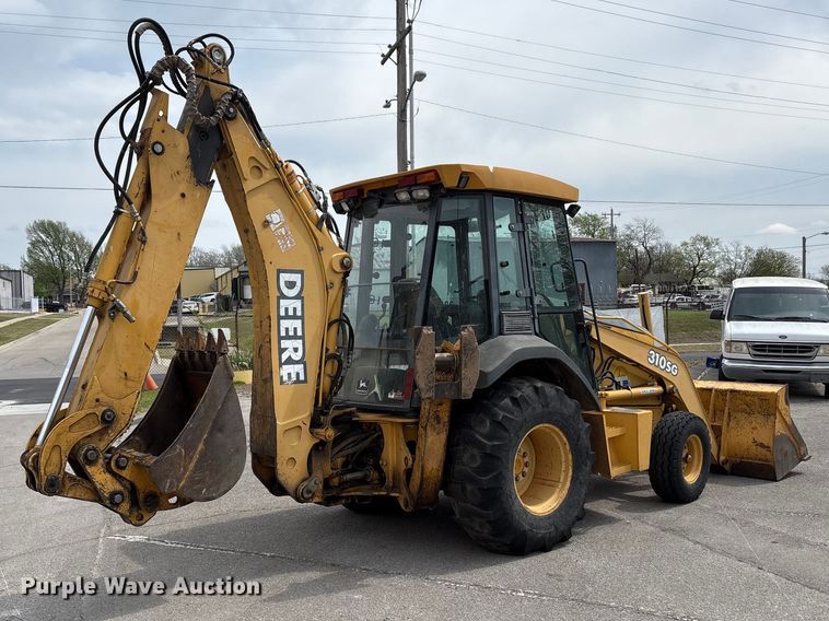image for item FB8657 2001 John Deere 310SG backhoe