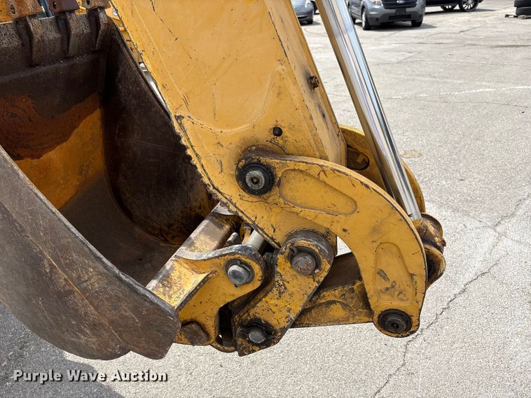 image for item FB8657 2001 John Deere 310SG backhoe