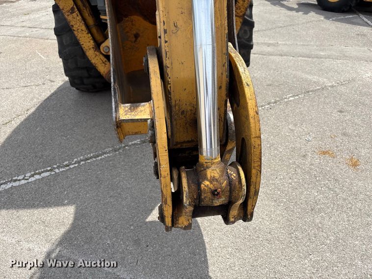 image for item FB8657 2001 John Deere 310SG backhoe