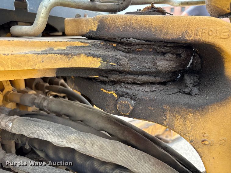 image for item FB8657 2001 John Deere 310SG backhoe