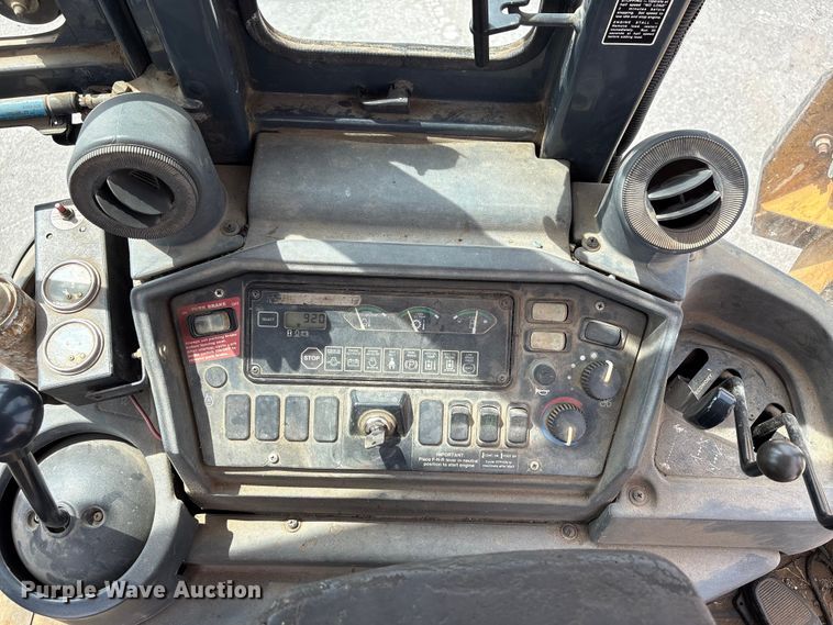 image for item FB8657 2001 John Deere 310SG backhoe