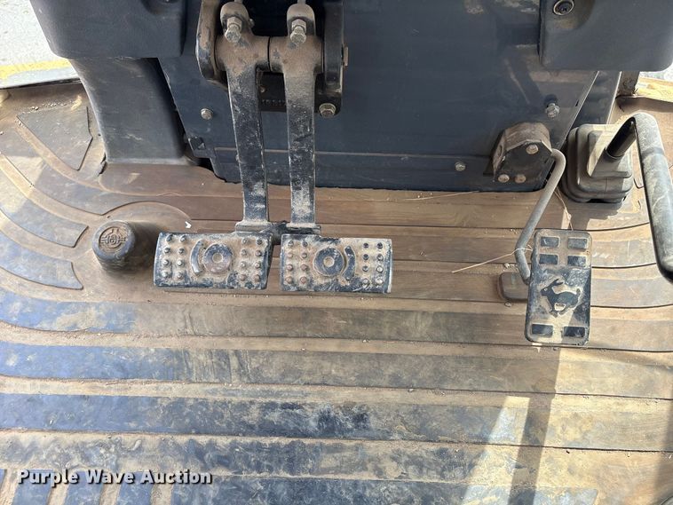 image for item FB8657 2001 John Deere 310SG backhoe