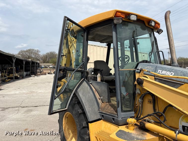 image for item FB8657 2001 John Deere 310SG backhoe