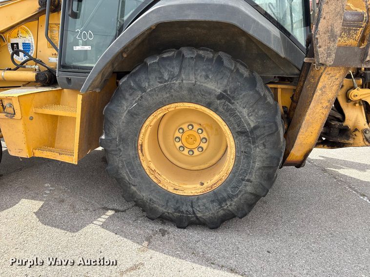 image for item FB8657 2001 John Deere 310SG backhoe