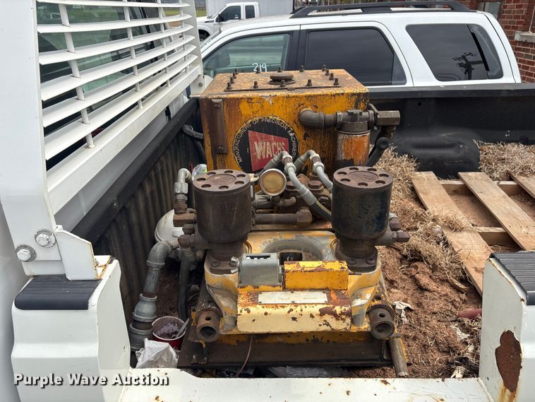 image for item FB8658 2015 Ford F250 Super Duty pickup truck