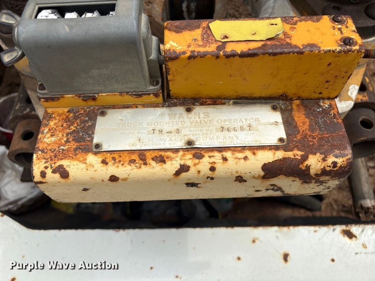 image for item FB8658 2015 Ford F250 Super Duty pickup truck