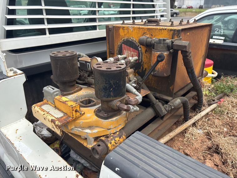 image for item FB8658 2015 Ford F250 Super Duty pickup truck