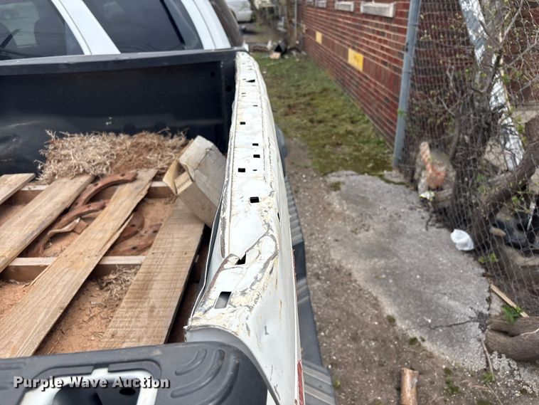 image for item FB8658 2015 Ford F250 Super Duty pickup truck