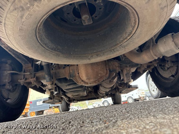 image for item FB8658 2015 Ford F250 Super Duty pickup truck