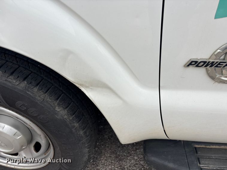 image for item FB8658 2015 Ford F250 Super Duty pickup truck