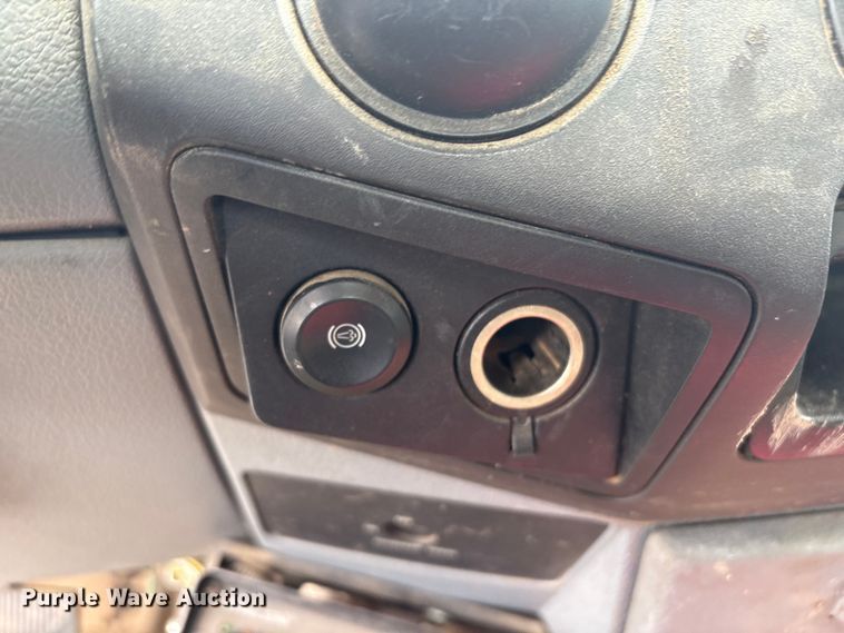 image for item FB8658 2015 Ford F250 Super Duty pickup truck