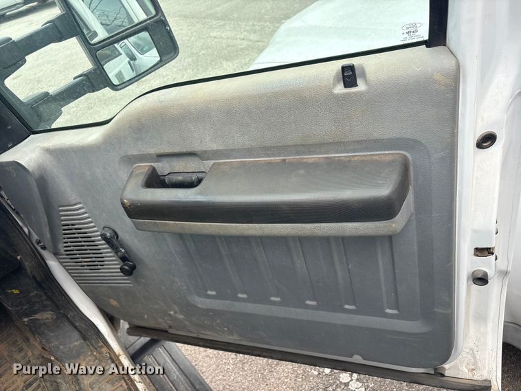 image for item FB8658 2015 Ford F250 Super Duty pickup truck