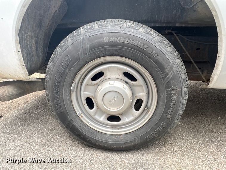 image for item FB8658 2015 Ford F250 Super Duty pickup truck