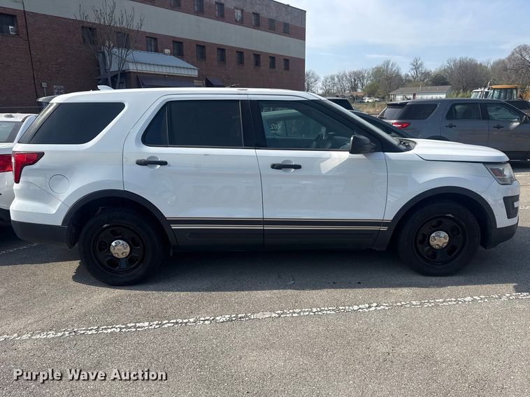 image for item FB8659 2017 Ford Explorer Police Interceptor SUV