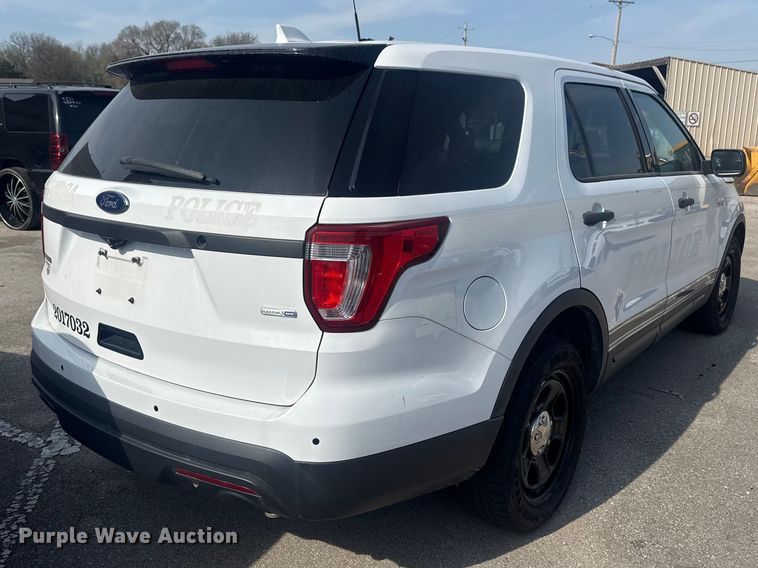 image for item FB8659 2017 Ford Explorer Police Interceptor SUV