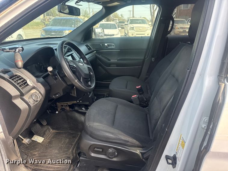 image for item FB8659 2017 Ford Explorer Police Interceptor SUV