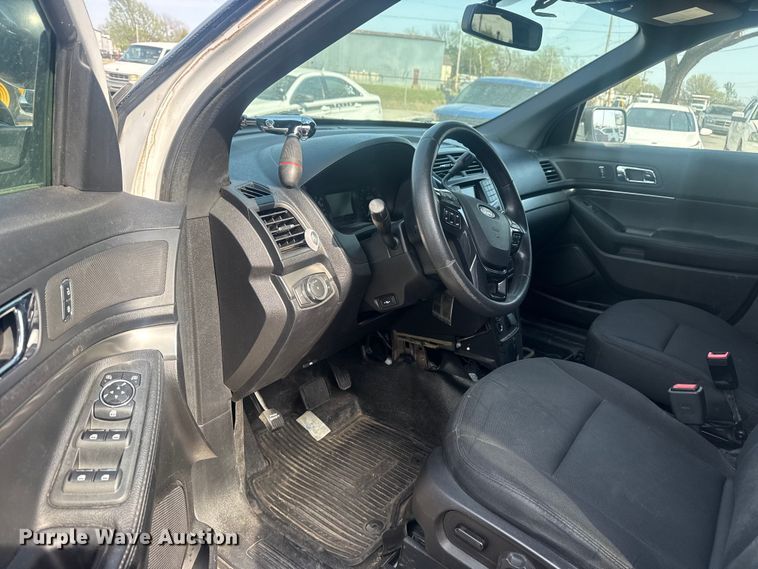 image for item FB8659 2017 Ford Explorer Police Interceptor SUV
