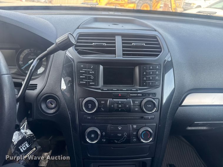 image for item FB8659 2017 Ford Explorer Police Interceptor SUV