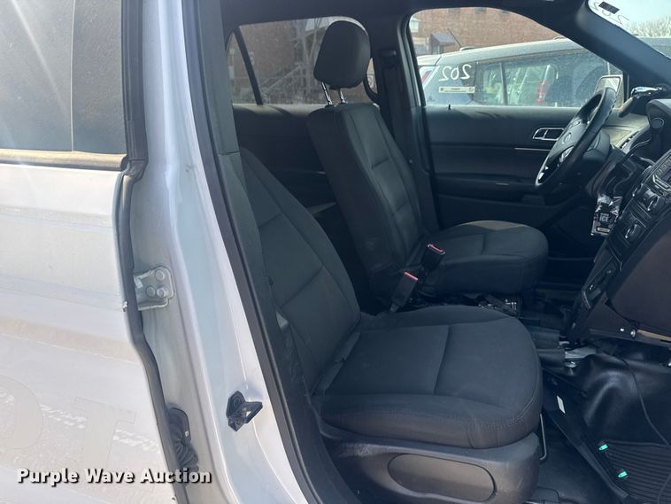 image for item FB8659 2017 Ford Explorer Police Interceptor SUV